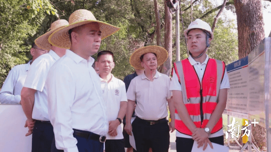 強化政治擔當護航重大工程建設，英德市委書記陳龍興調研黃茅峽水庫工程建設情況:建設工程